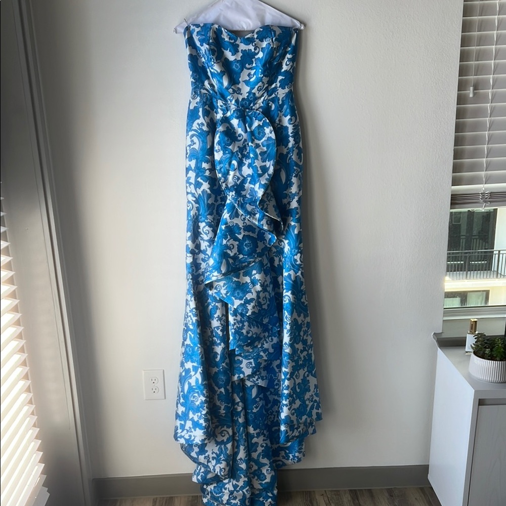 Mestiza New York Azulejo Strapless Floral Print Gown / Prom